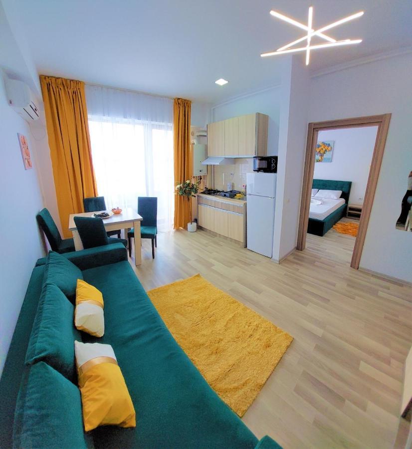 North Club Apartments Mamaia Exteriér fotografie